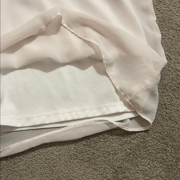 CeCe Ruffle Sleeve Blouse - Picture 4 of 5